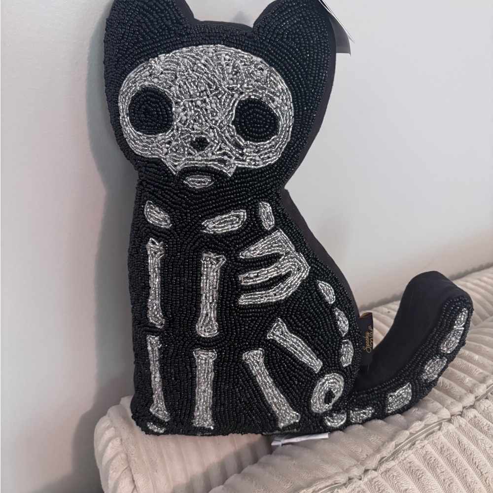 Black and Silver Beaded Cat Accent Pillow